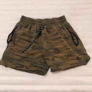 Men's Camouflage Drawstring Shorts - Olive Camo